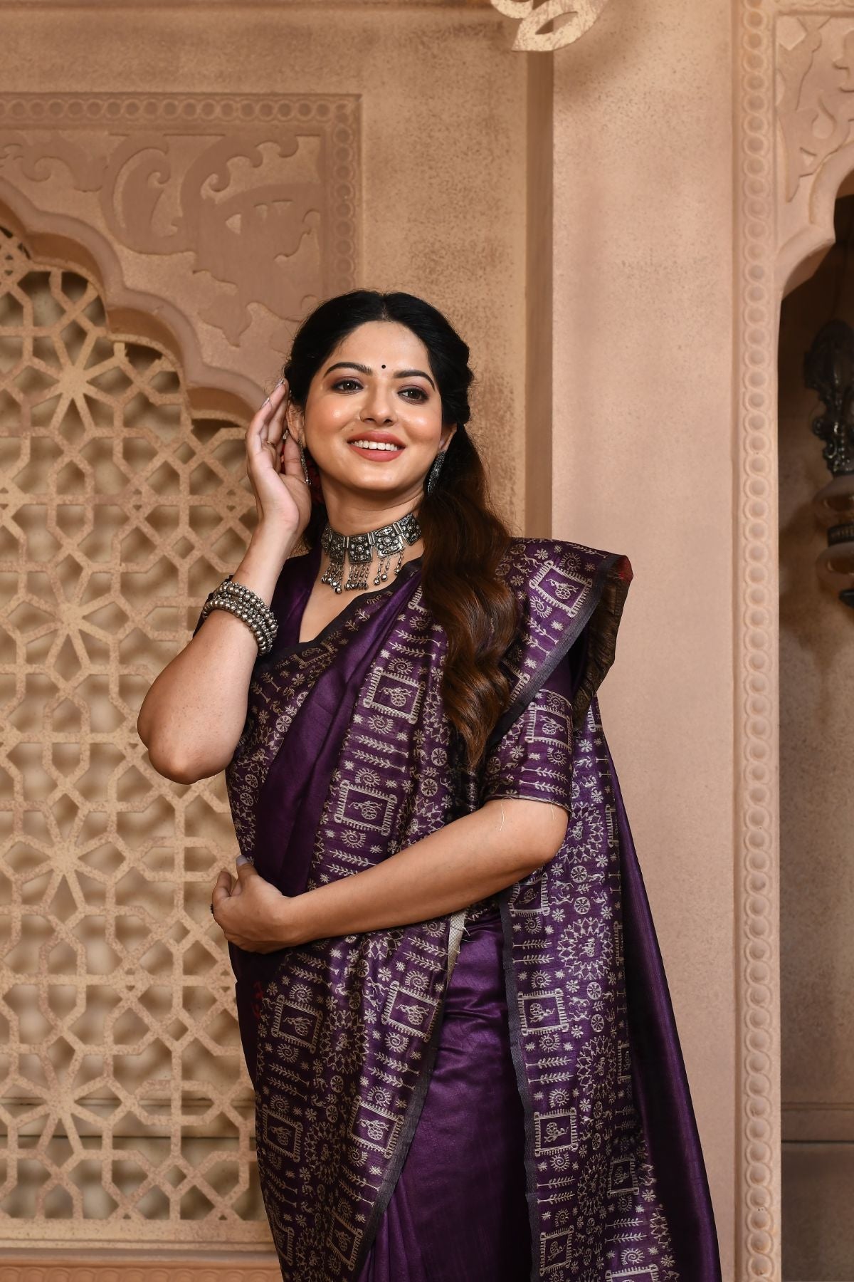 Jacquard Woven Silk Saree With Blouse Sr01352719