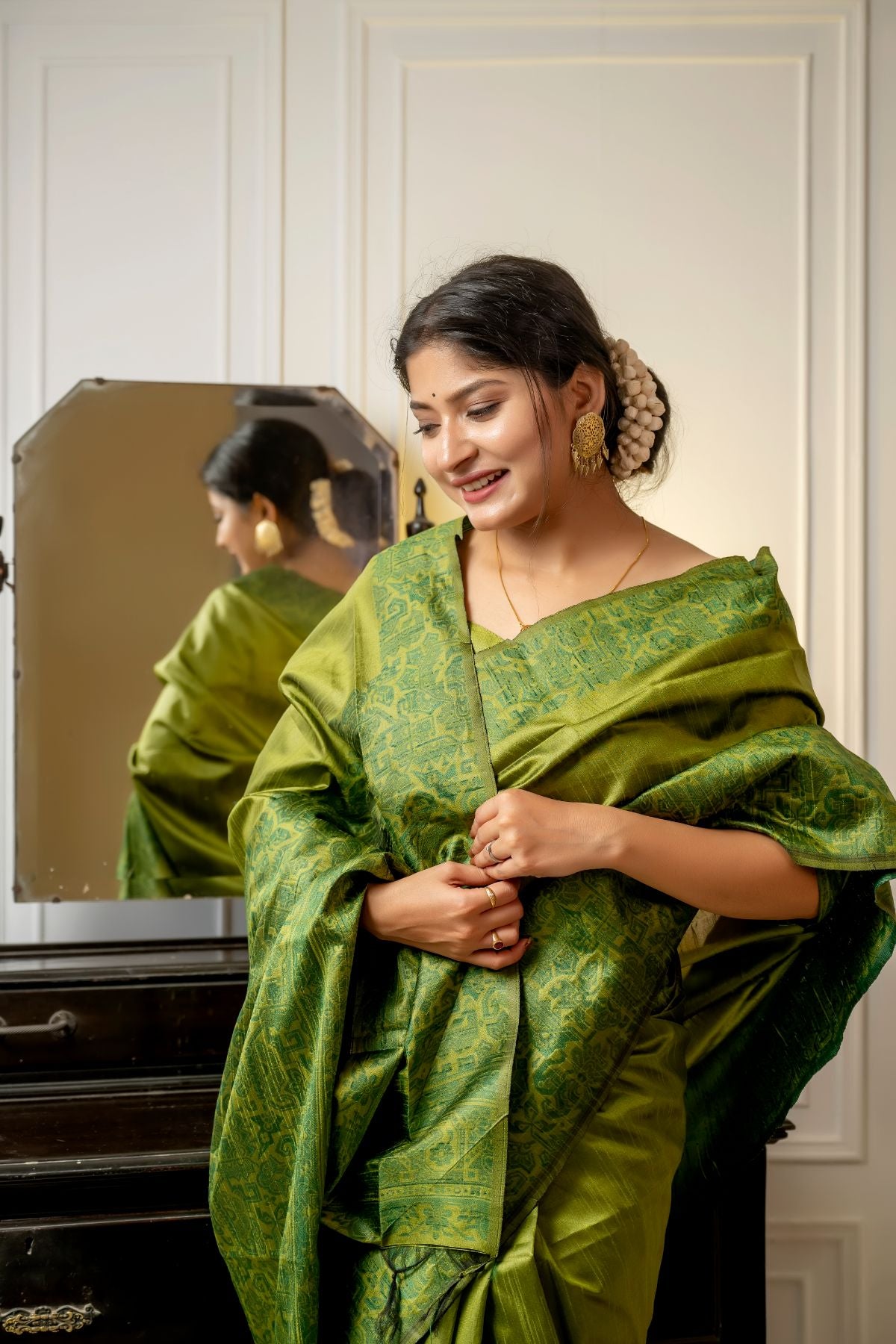 Elegant Green Silk Saree with Floral Print