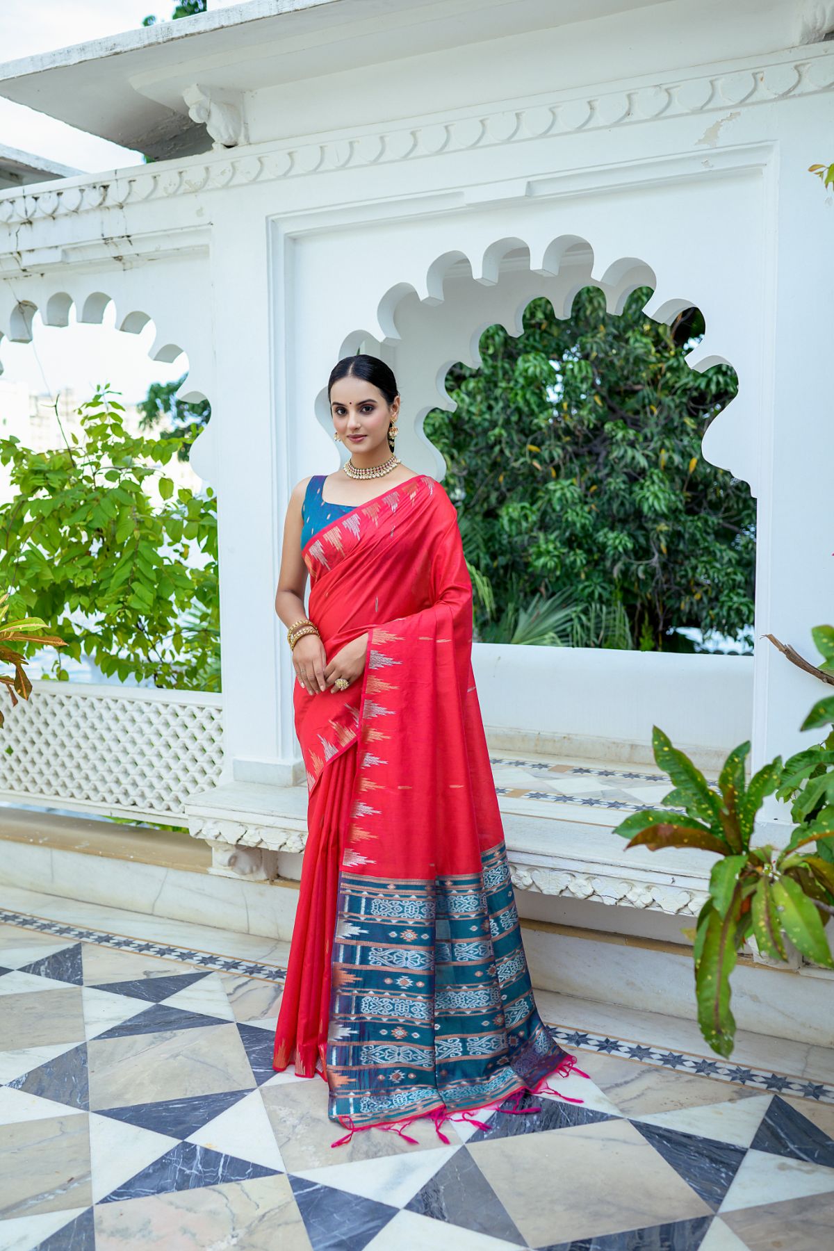 Traditional South Indian Silk Sarees | Singhania's