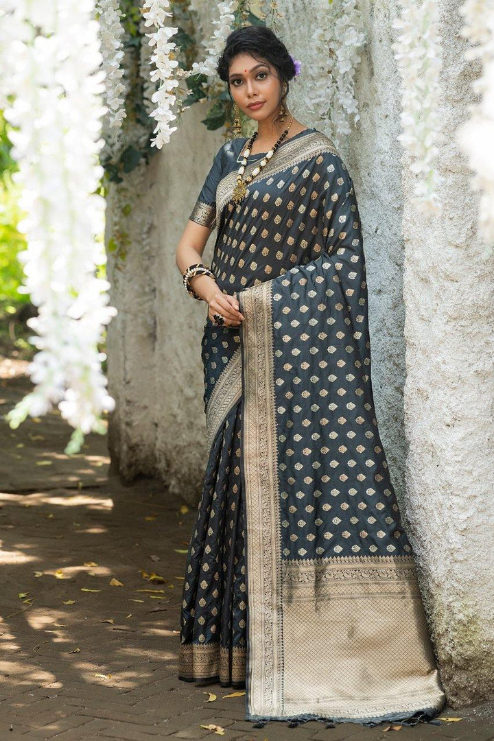 Soft Banarasi Silk Saree with Pure Zari woven all over and Exclusive Zari woven Pallu and Running Blouse Piece - VishnuWeaves 