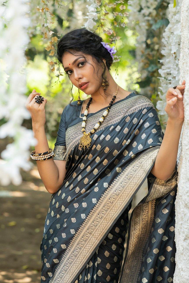 Soft Banarasi Silk Saree with Pure Zari woven all over and Exclusive Zari woven Pallu and Running Blouse Piece - VishnuWeaves 